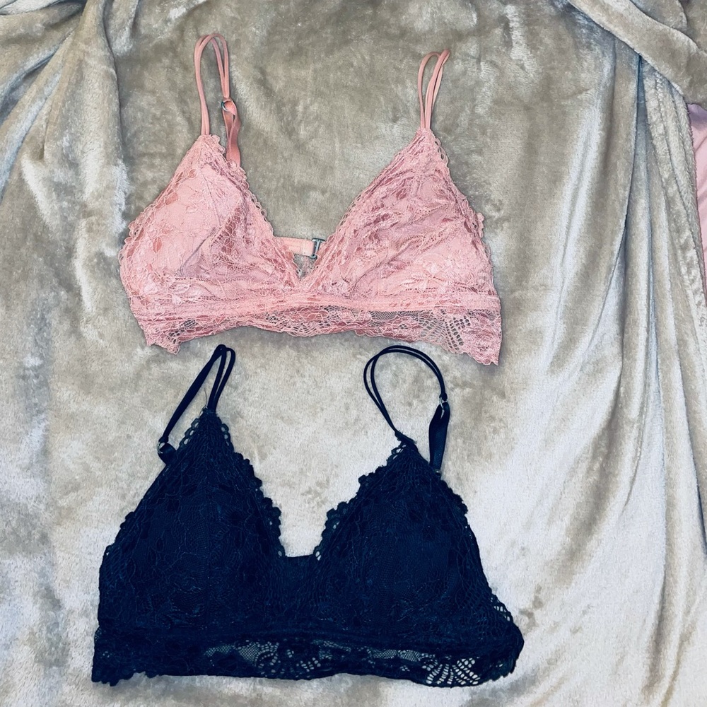 Abercrombie bras